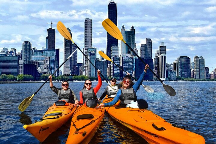 Chicago's Lake Michigan Downtown Kayak Rental at Ohio Street Beach - Photo 1 of 13